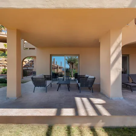 Bright 3-bedroom With Sunset Views Apartment Estepona
